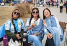 El Día del Amigo se celebra en el Poncho Sunset, con Abel Pintos y Euge Quevedo
