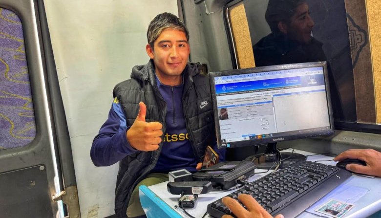El Registro Civil llega a Los Altos, Alijilán y Capital con nuevos operativos del Móvil de Documentación Rápida