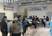 Exitoso roperito comunitario edición INVIERNO en Vélez