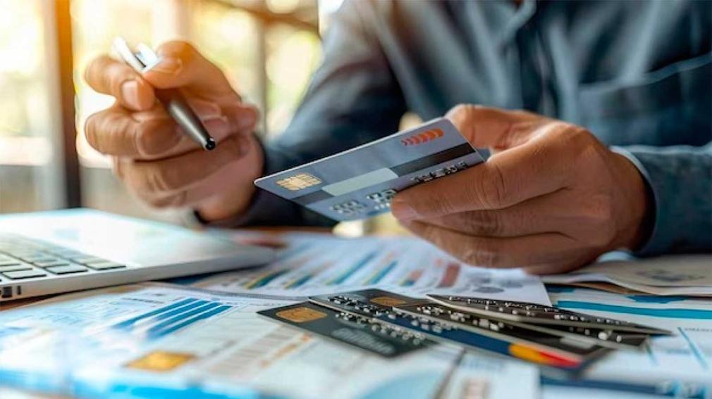 La morosidad volvió a aumentar en mayo y casi 7 millones de personas ya no acceden a créditos