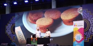 Las alfajores de algarroba fueron los protagonistas en la tarde de Poncho