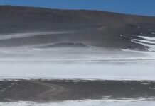Más de 30 camionetas quedaron atrapadas en la nieve en plena cordillera fiambalense