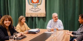 RAUL JALIL ANUNCIA BONO DE 100.000 PARA LOS 36 MUNICIPIOS DE CATAMARCA