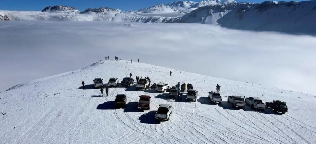 Rescataron a 163 turistas que habían quedado varados en la cordillera catamarqueña