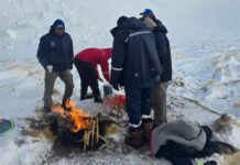 RESCATARON CON VIDA A LOS CUATRO MINEROS