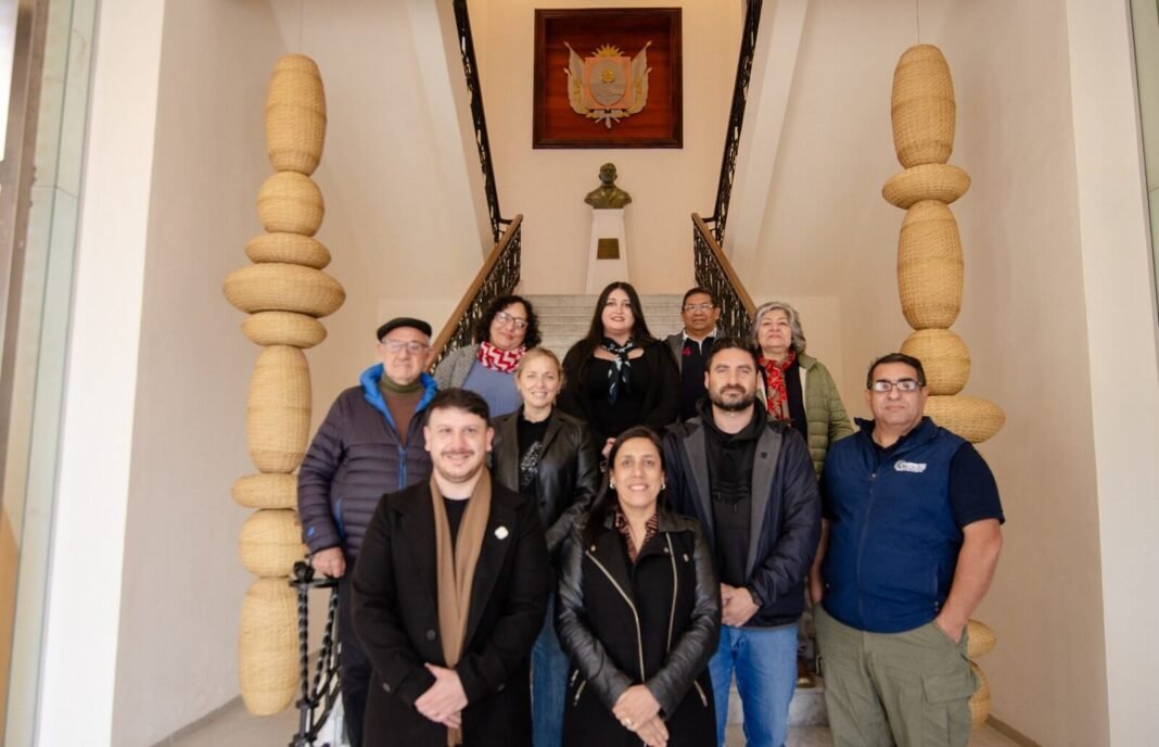 Un jurado integrado por destacados profesionales elegirá las mejores artesanías del Poncho