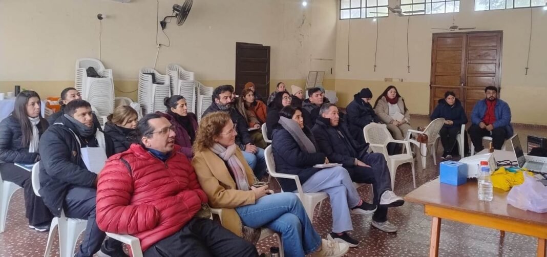 Un nuevo grupo de novios se preparó para celebrar el sacramento del Matrimonio