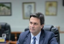 Aguirre impulsa un régimen municipal para aliviar y reordenar las deudas de trabajadores y familias