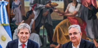 Catamarca firmó convenios con Nación para consolidar la estabilidad fiscal