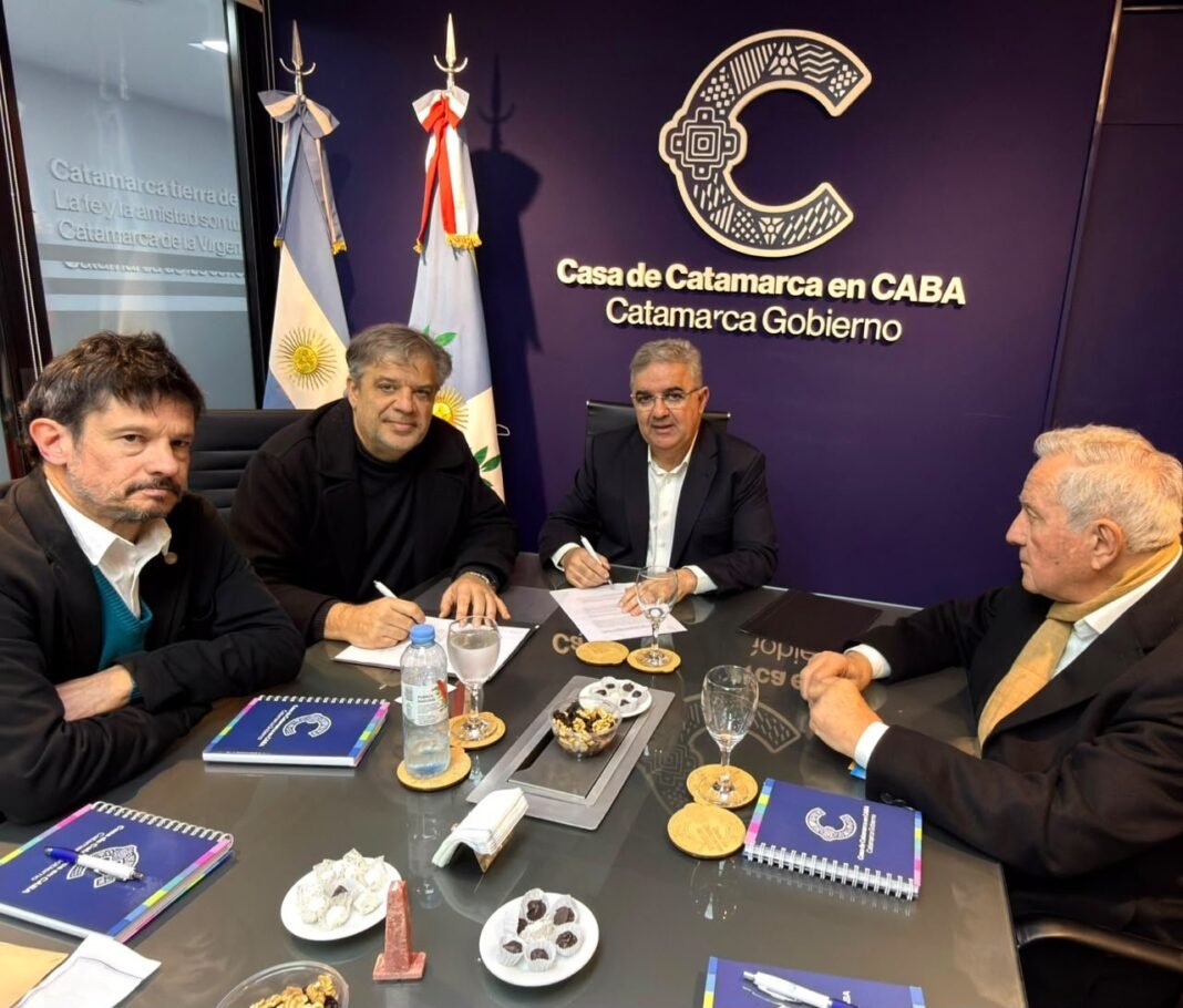 Catamarca y la UBA rubricaron convenio para fortalecer la cooperación académica
