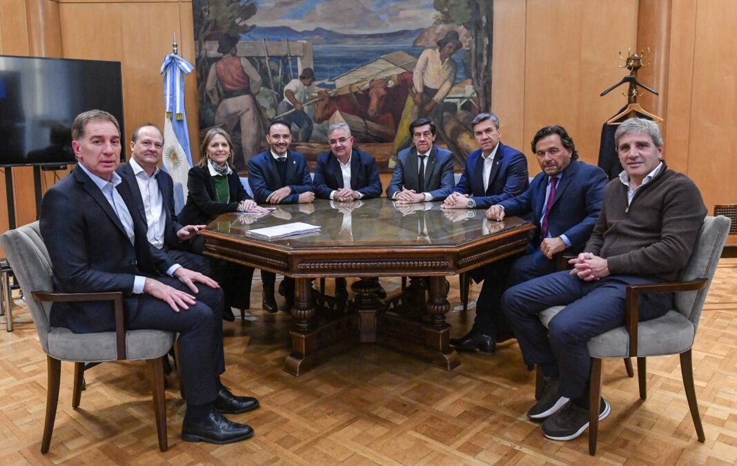 Con Raúl Jalil presente, Norte Grande y Nación acuerdan un nuevo esquema de subsidios de energía para zonas cálidas y muy cálidas