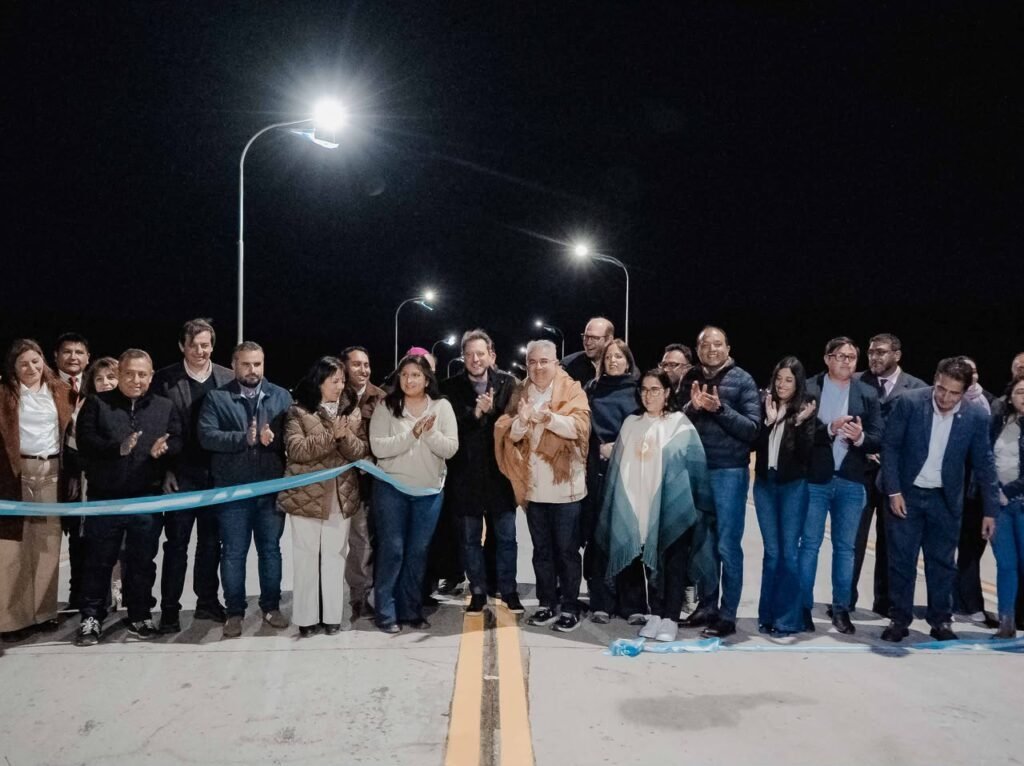 En Santa María se inauguró el puente más largo de Catamarca