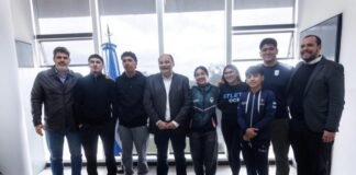 Gustavo recibió a reconocidos deportistas catamarqueños
