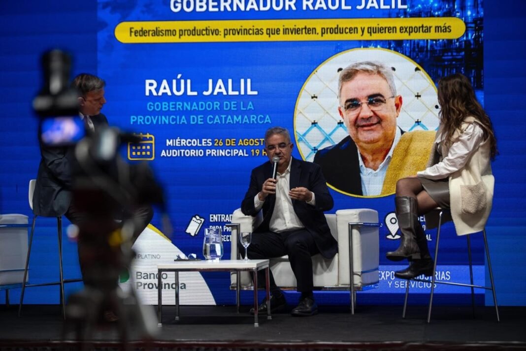 Jalil expuso sobre la situación productiva de Catamarca en el Congreso Industrial