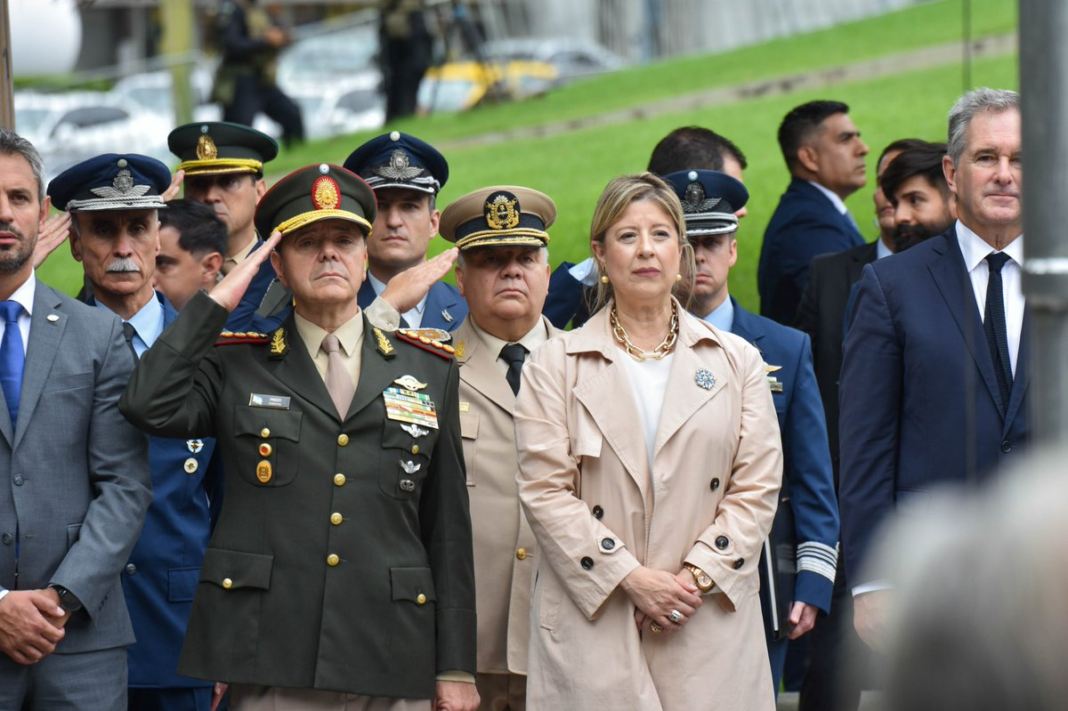 La ministra de Seguridad de la Nación admitió que aumentaron los suicidios en las fuerzas y apuntó al endeudamiento como la principal causa