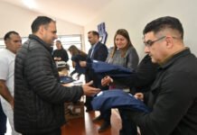 Salud entregó indumentaria al personal del Hospital San Juan Bautista