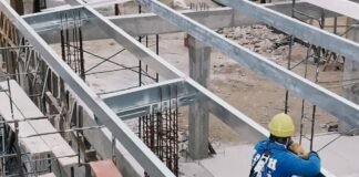 Supervisan la ampliación del Hospital San Juan Bautista al 30% de su avance de obra