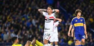 Boca sacó ventaja ante San Pablo en un parejo duelo en La Bombonera