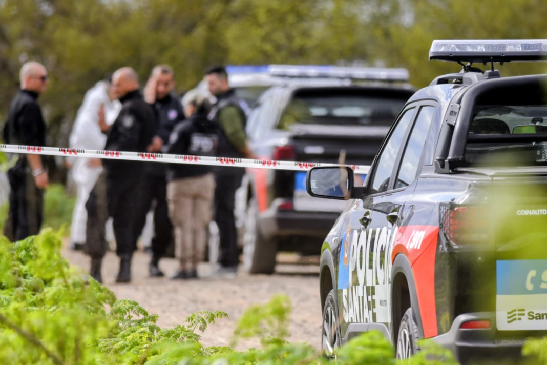 “Déjenme morir”: el relato de un hombre que ingresó al auto quemado hallado con dos cuerpos en el interior