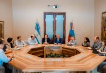 Gobierno y Círculo Médico trabajan en conjunto para mejorar las prestaciones médicas