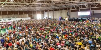 Más de 10.000 adultos mayores participaron de la Gran Fiesta en el Predio Ferial