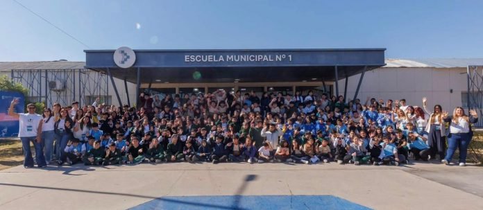 Más de 400 alumnos se preparan para rendir exámenes internacionales de Cambridge 2026