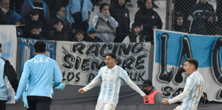 Racing perdió de local en tiempo de descuento con Atlético Tucumán y está último en el Clausura