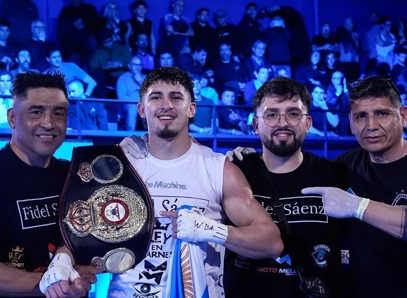 El hermano y entrenador del boxeador catamarqueño Josué Agüero, dijo que “el objetivo siempre es llegar al título mundial”