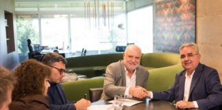 Firman convenio para otorgar 3.500 becas de formación tecnológica en Catamarca