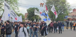 GRAN CONVOCATORIA EN LA MARCHA EN DEFENSA DE LA UNIVERSIDAD PÚBLICA