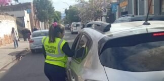 La Capital intensifica los operativos informativos y de regularización para conductores de aplicaciones