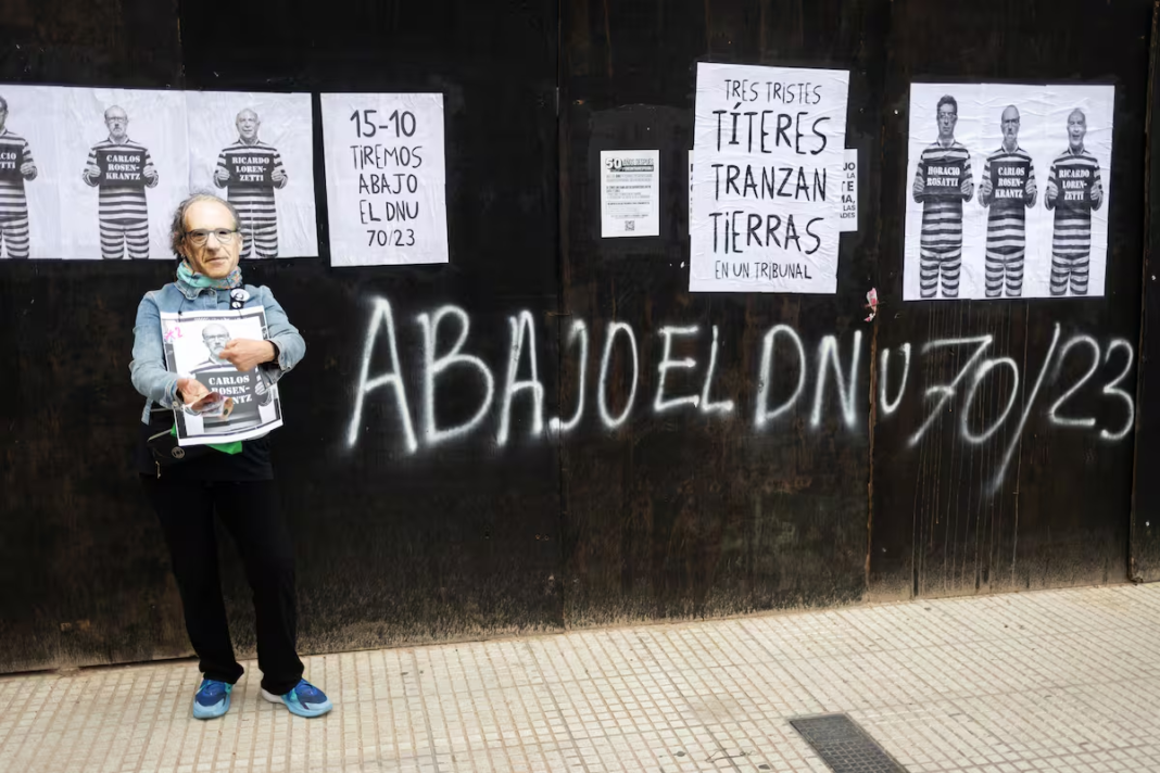 Ley de Tierras: la Corte suspendió su derogación por el DNU 70