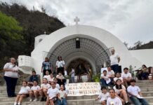 Los niños se unieron en la oración por la paz del mundo