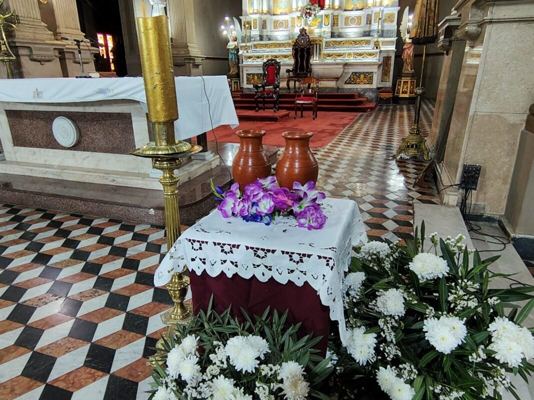 Novena por los fieles difuntos en la Catedral
