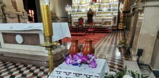 Novena por los fieles difuntos en la Catedral