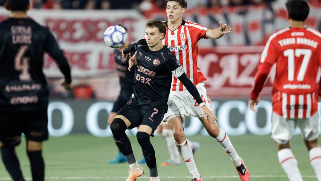 Platense se hizo fuerte en Florencio Varela y eliminó a Estudiantes de la Copa Argentina