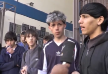 Protesta de estudiantes secundarios de Catamarca por exclusión de un evento deportivo