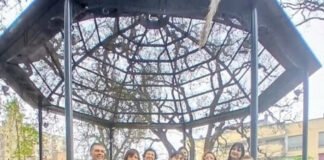 Sobresaliente actuación del Coro Cantus Nova en la Glorieta